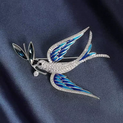 Blue Swallow High-end Brooch Women's Exquisite New Anti-walking Pin Distinctive Enamel Corsage All-match Suit Accessories