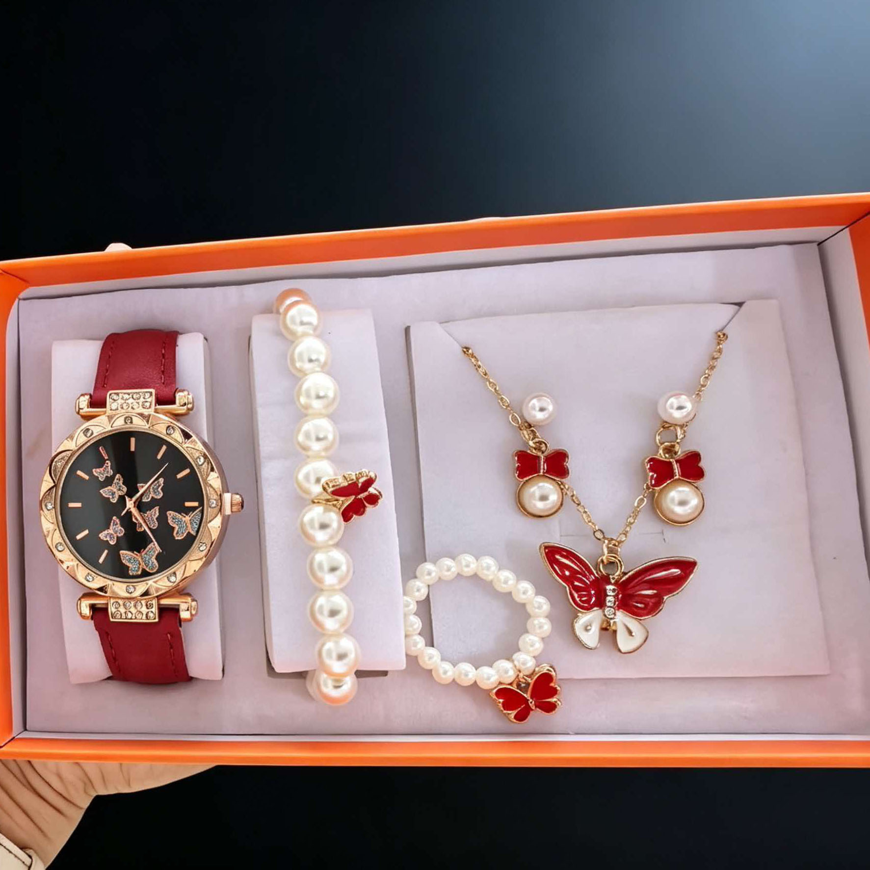 New TikTok Women's Watch Fashionable and Unique Simple Wristwatch Butterfly Digital Leather Strap Watch Women's Set