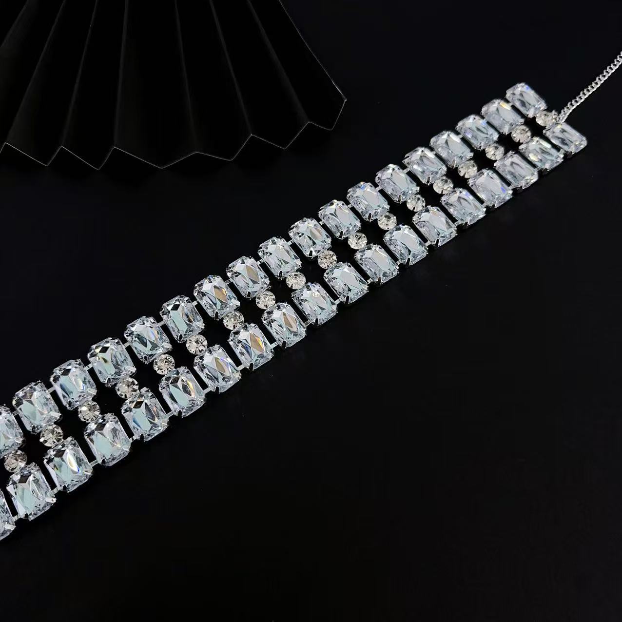 Exaggerated Multi-row Full-diamond Square Choker Necklace_voghion.com