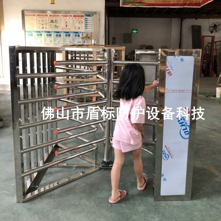 酒店出入口梳状门单向转闸不锈钢导流闸门 车站手动不锈钢半高门