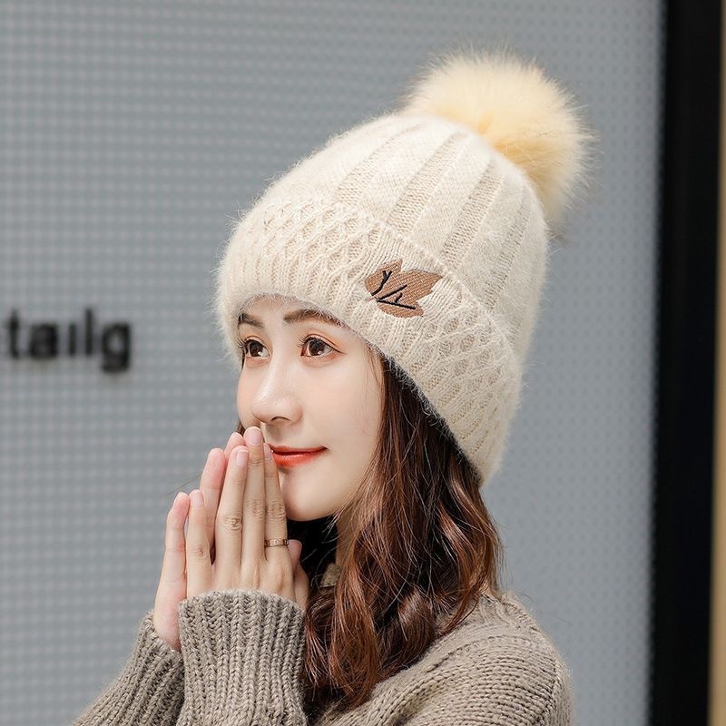 女性の秋と冬の多用途韓国スタイルのカエデの葉の刺繍ファッション厚いウールの帽子とベルベットの暖かいニットプルオーバー帽子|undefined