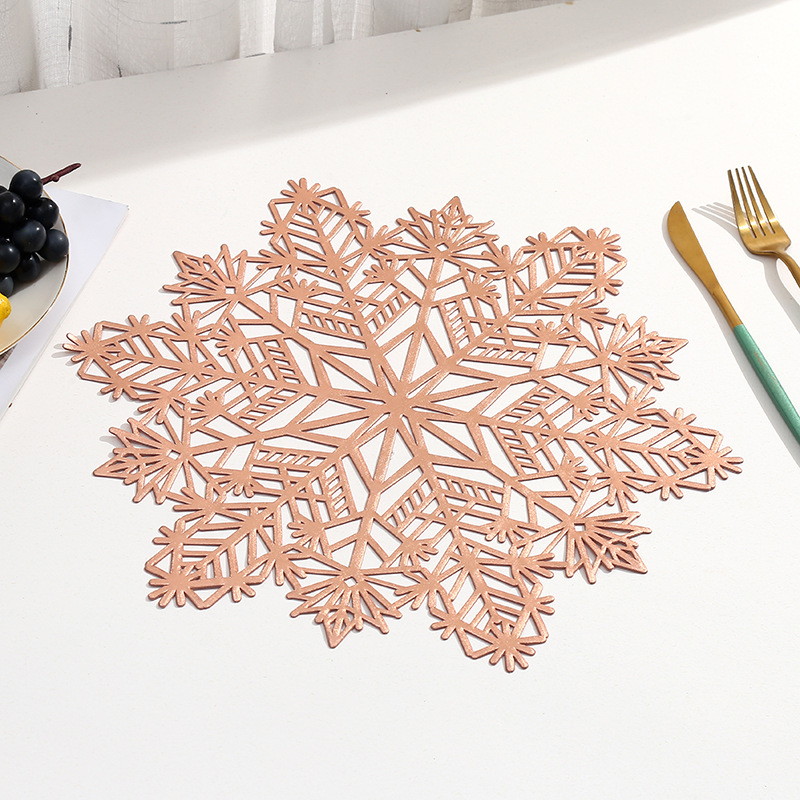 Copo de nieve de Navidad transfronterizo mantel de pvc decoración de restaurante de Navidad restaurante occidental bronceado tapete de mesa hueca al por mayor