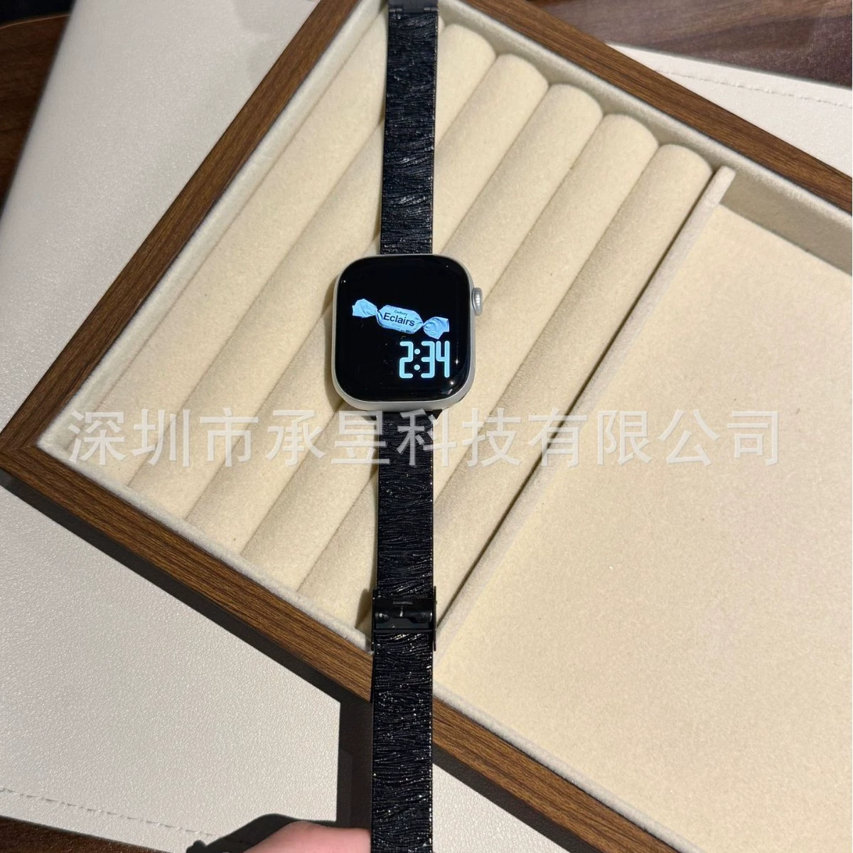 Подходит для Apple стальной волнистый металлический ремешок для часов, совместим с Apple Watch 10/9/8/SE/7/6/5