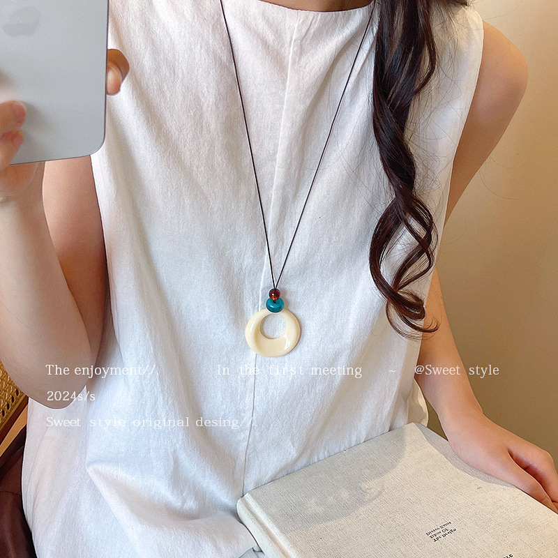 Nuevo estilo chino retro collar de estilo nacional femenino universal nicho largo cadena de suéter accesorios simples de alta calidad