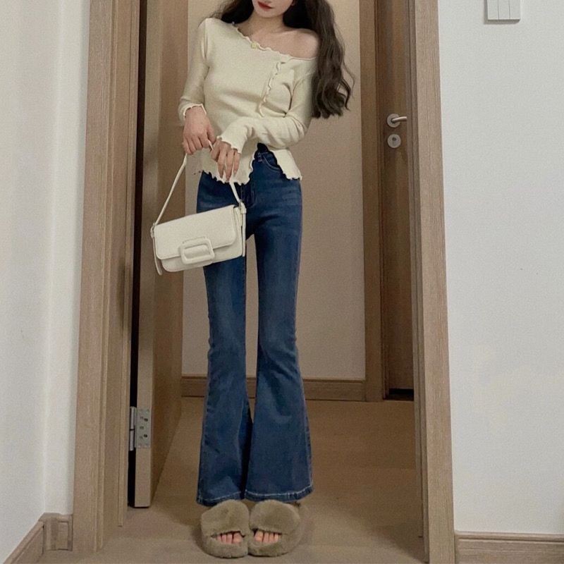 진한 파란색