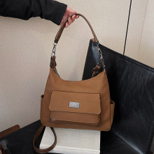 新款包包女复古大容量单肩斜挎包个性欧美手提腋下简约休闲邮差包