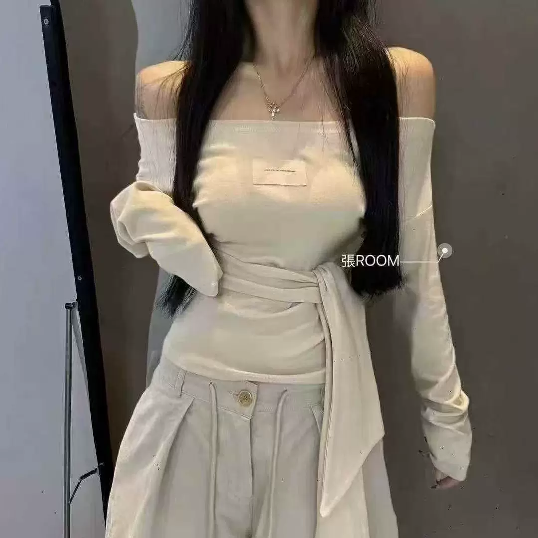 气质腰带设计一字肩秋季新款修身显瘦时尚长袖上衣女装高级感百搭
