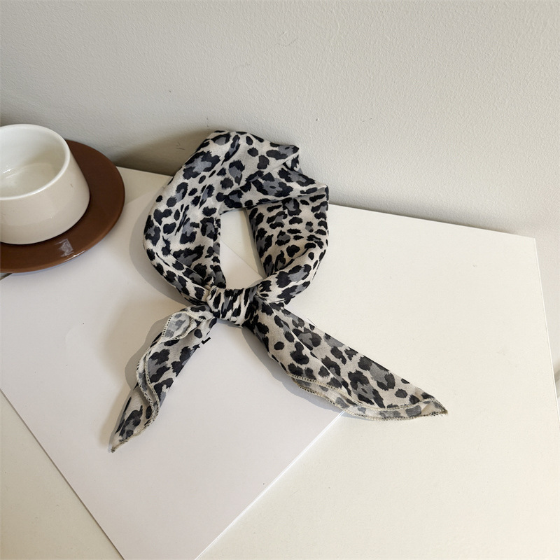 58cm Cotton Linen Square Fresh Breathable Soft Artistic Decorative Small Silk Spring Summer Scarf Fashion Versatile_voghion.com