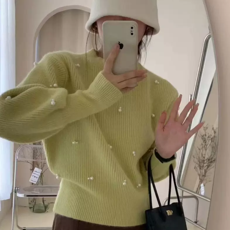 纯色圆领套头钉珠毛衣秋冬新款设计感宽松针织打底衫温柔系上衣潮