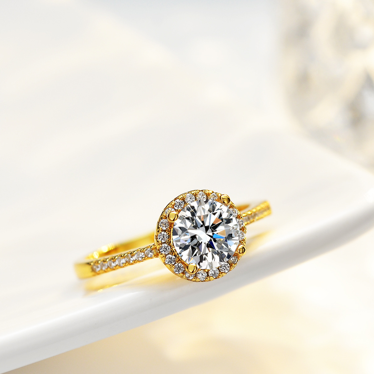 Moissanite Ring Glamour