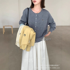琪镌绘制秋季刺绣拼接撞色针织衫外套女简约圆领宽松薄款开衫上衣