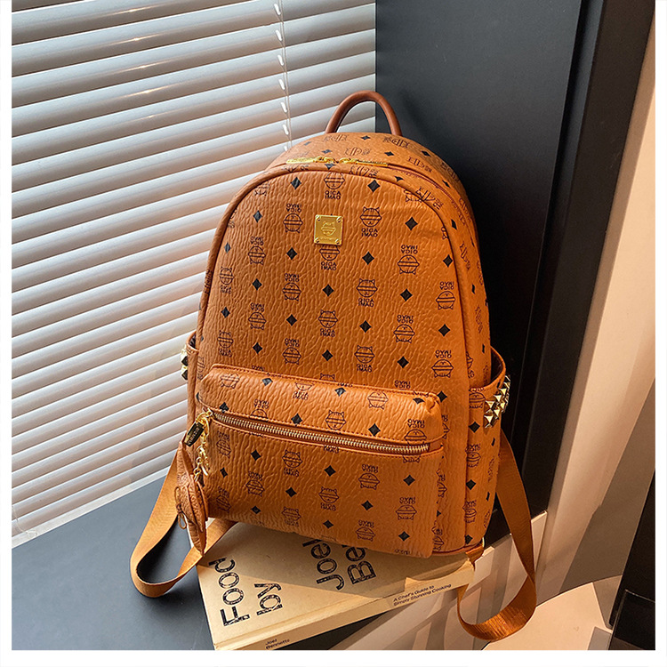 Bolsa amarilla desnuda