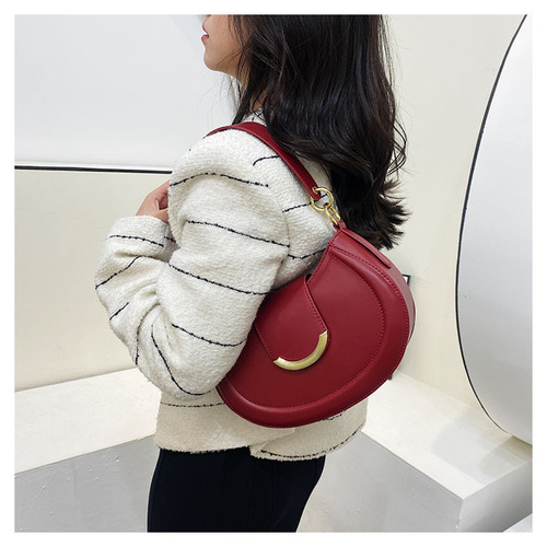 Vintage Bag Women's 2024 New Arrival Trendy Fashion Texture Shoulder Underarm Bag Solid Color High-End Style Crossbody Saddle Bag