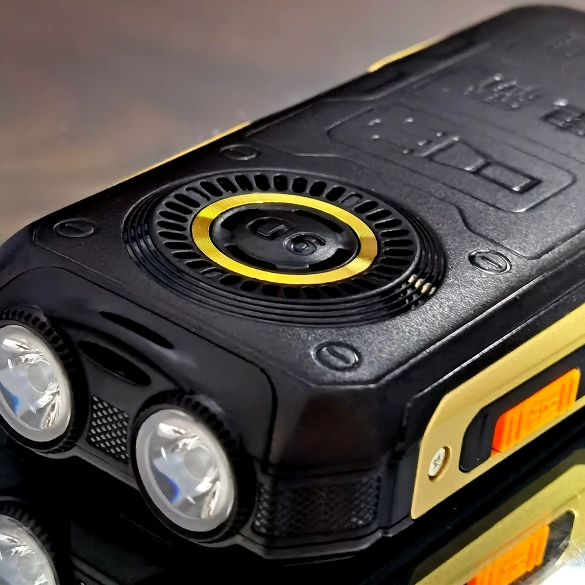 Extra-long mobile phone for elderly, 4G, sound system