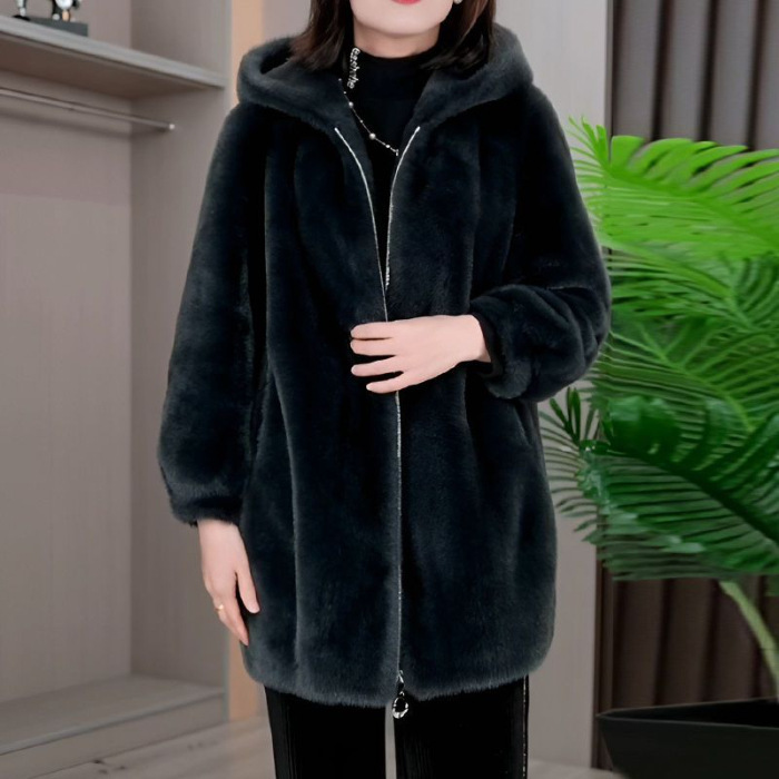 中老年妈妈新款2024中长款冬季水貂大衣连帽外套短款皮毛一体保暖|undefined