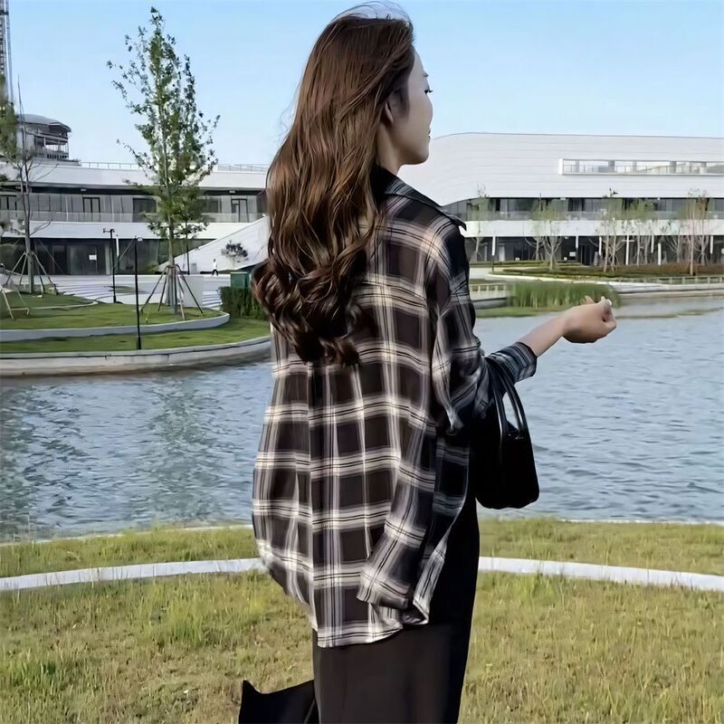 Foreign-style ultra-thin sunscreen clothing women's outerwear loose slim vertical dovetail plaid shirt coat women's retro top