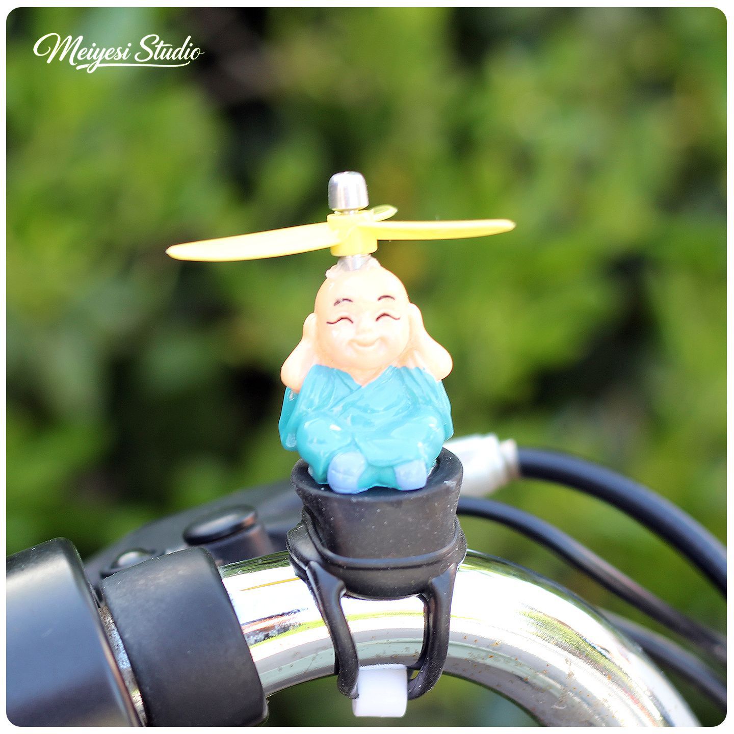 Cariñosa muñeca de dibujos animados accesorios de decoración de automóviles eléctricos accesorios de motocicleta de batería de bicicleta manija de decoración
