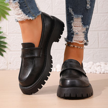 ���Q�羳��aӢ����ϵСƤЬŮ2026�¿����׌WԺ�L����Ь���l