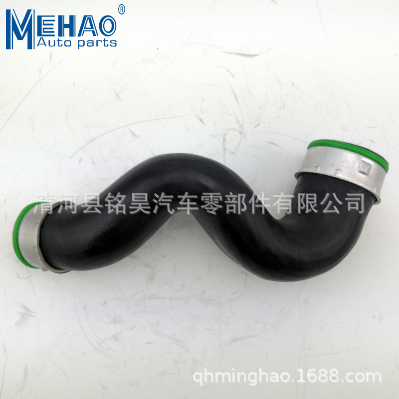 Suministro directo de fábrica para Volkswagen Tubo de refuerzo turbo 3B0145828K 3B0 145 828K Tubo de goma EPDM