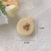 Молочно-жёлтый