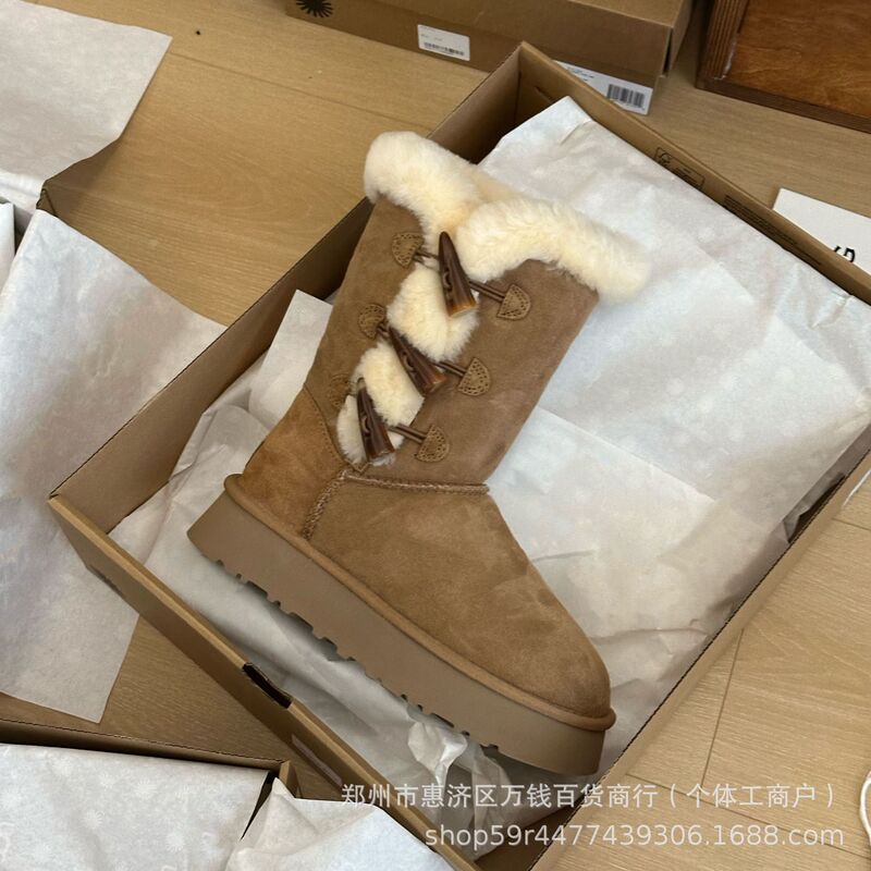 河南の桑の坂の毛皮の一体の靴の筒の厚い底の牛の角は復古のwuugの雪の靴を掛けて厚い越境のアマゾンを越えます。|undefined