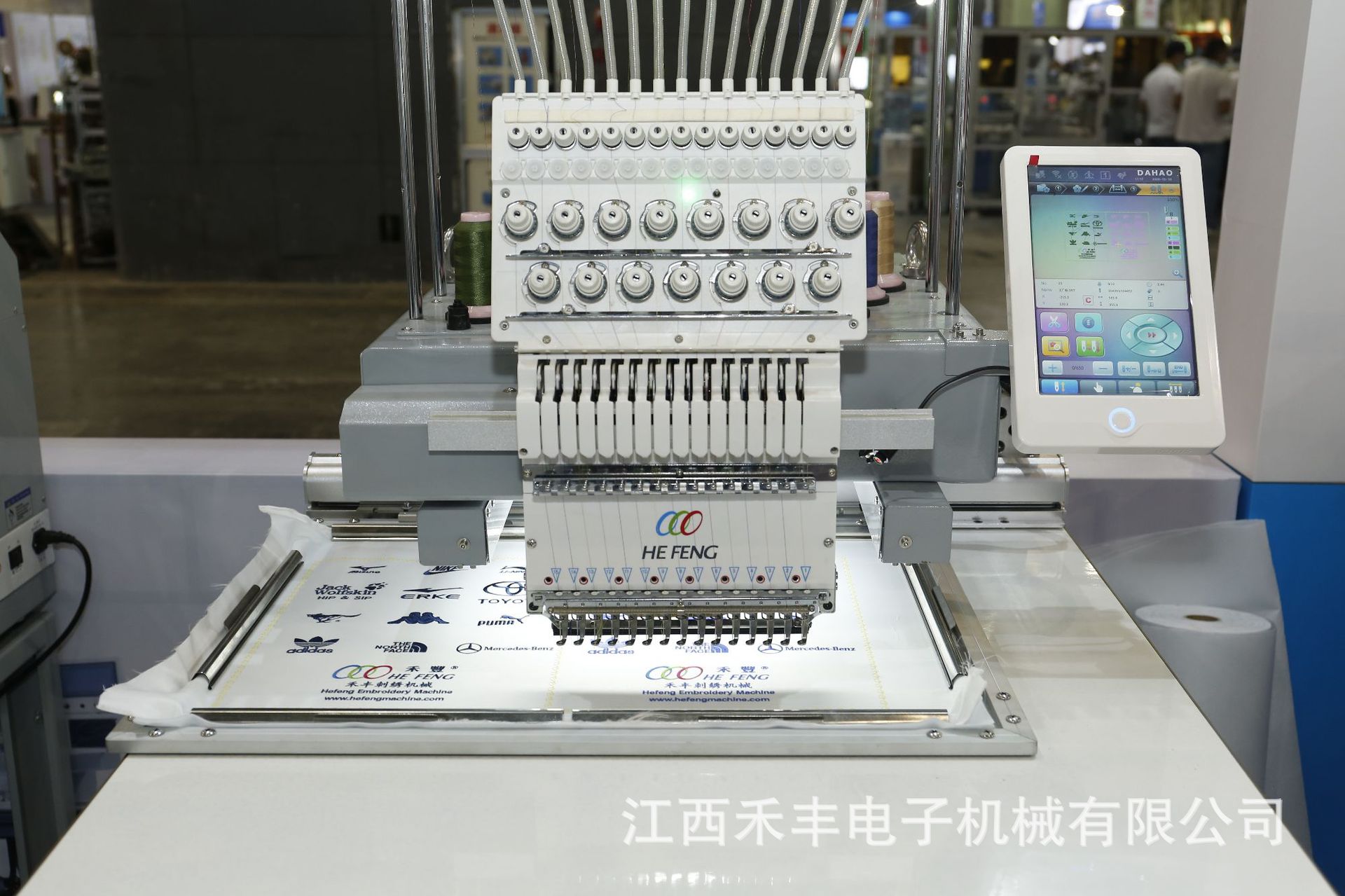 禾丰全自动单头电脑绣花机 工艺画 风景画刺绣机