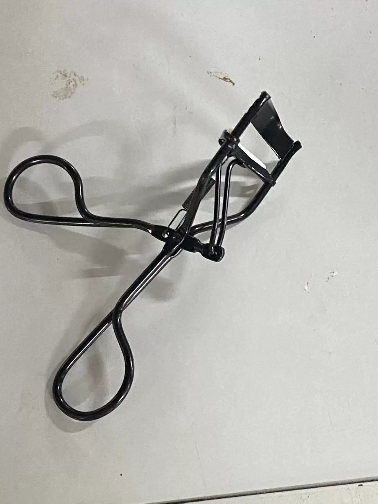 Small handheld curly curling eyelash curler for eyelashes