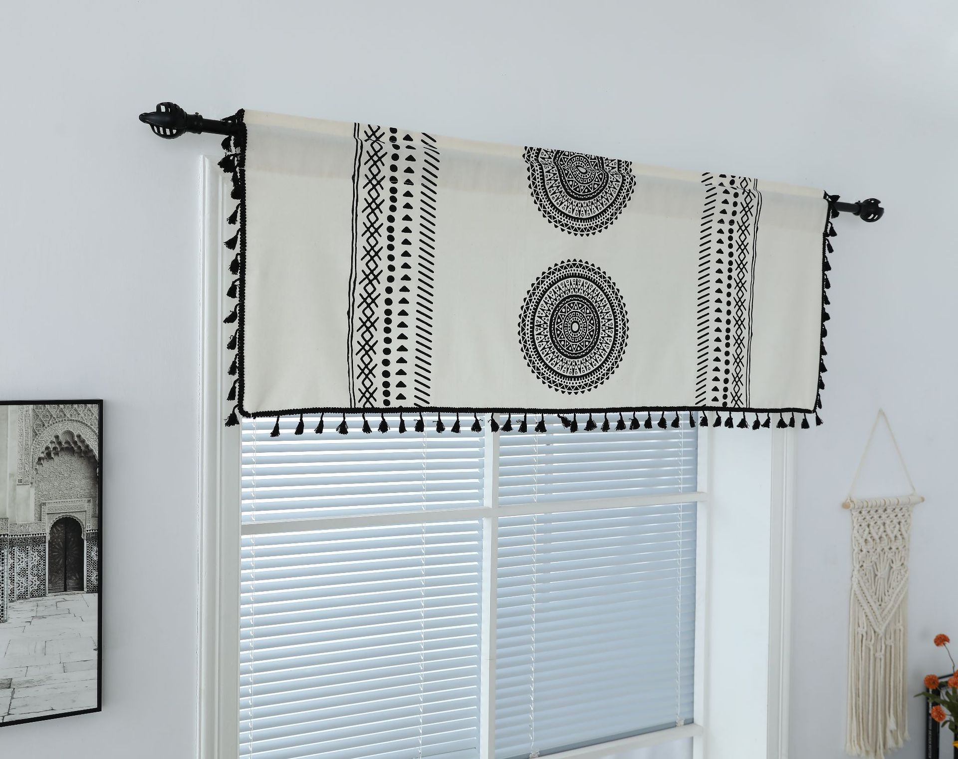 Bohemian Mandrel Printing Black Tassel Decoration Kitchen Curtain display picture 2