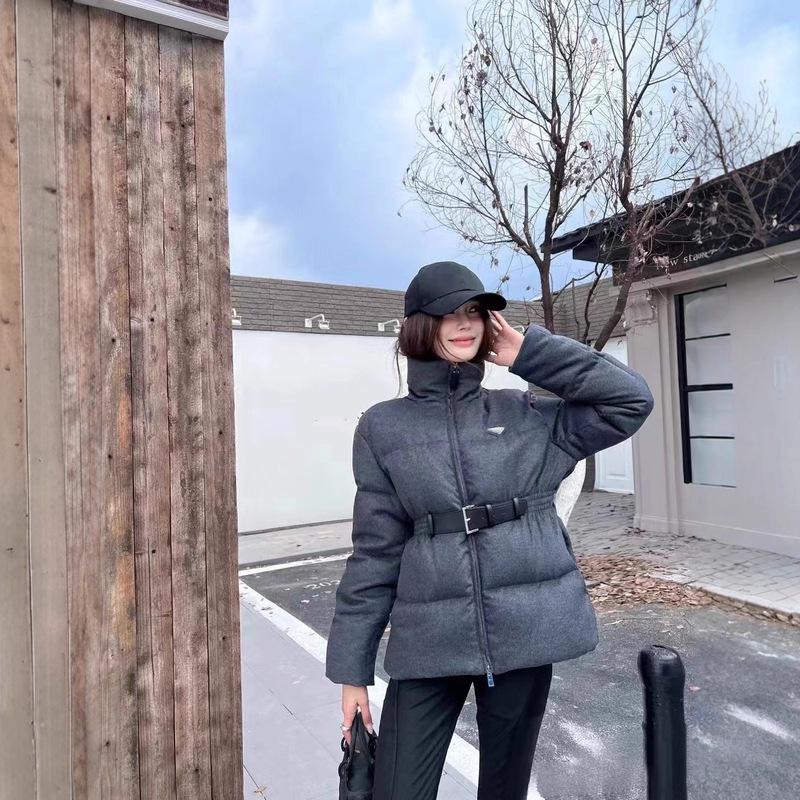 Ceiling Version in Stock High-Quality P Brand Women's New Woolen Belted down Jacket Fashionable Versatile Style Ceiling Version in Stock High-Quality P Brand Women's New Woolen Belted down Jacket Fashionable Versatile Style