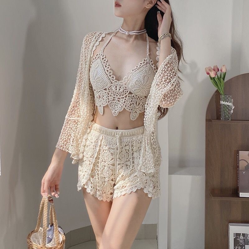 Summer New Fashion Beach Vacation Style Sexy Crochet Hollow Lace Patchwork Tight-Fitting Knit Shorts Anti-Exposure