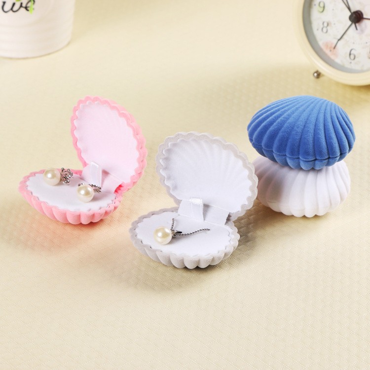 Fashion Shell Plastic Flocking Jewelry Boxes 1 Piece display picture 3