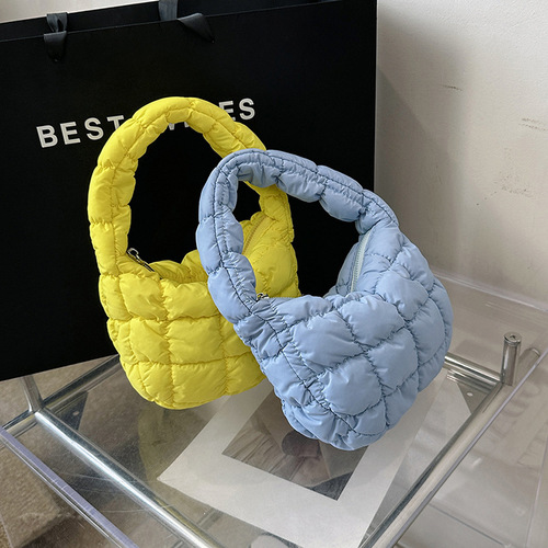 Korean niche design pleated bag  new mini cloud bag Korean version Dongdaemun fashion versatile handbag