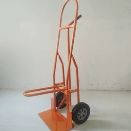 运输搬运设备;脚轮;工具车