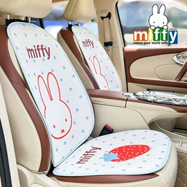 座垫、座套;头枕;车用纸巾盒