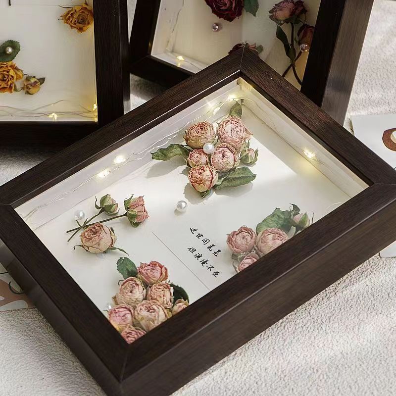 New Dried Flower Photo Frame Finished Product Small Rose Room Desktop Decoration Three-Dimensional High-End Gift Birthday Gift for Women