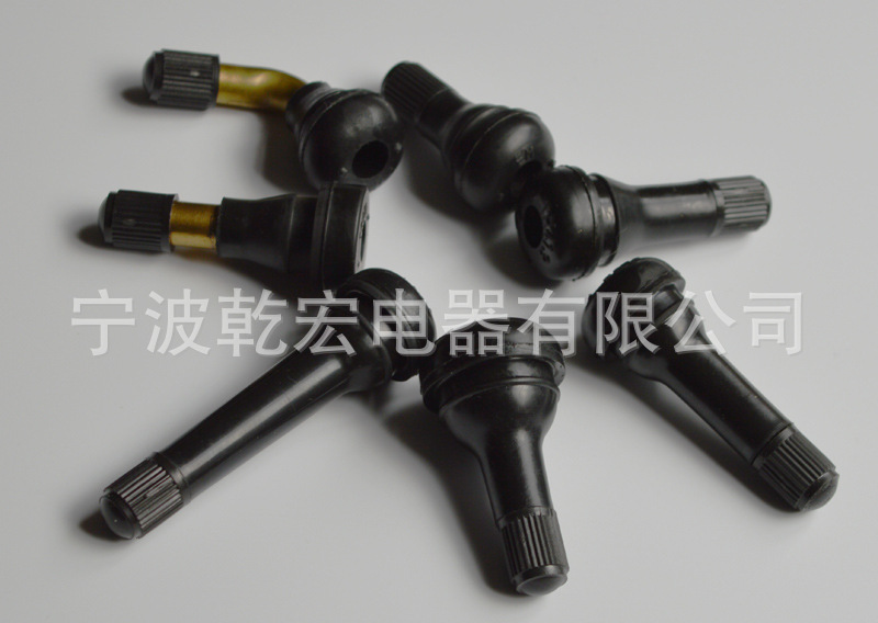 7种气门嘴4.jpg