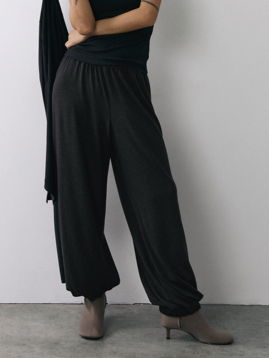 Pantalones transfronterizos Europa y Estados Unidos 2026 nuevos pantalones de otoño e invierno gris oscuro, cintura elástica, cintura suelta y caída, pies atados, ocio y estilo perezoso image 5