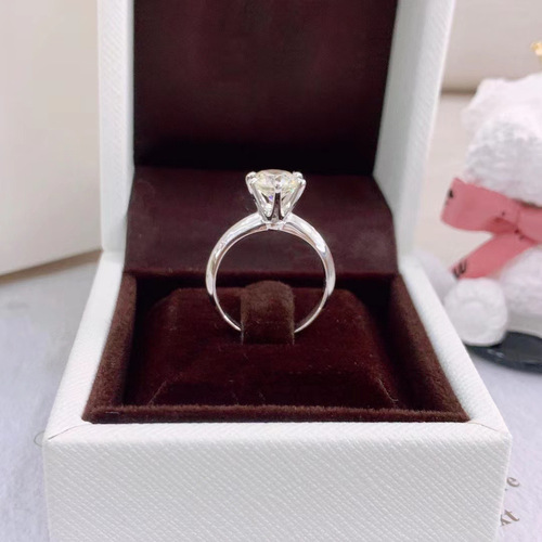 Japanese and Korean best-selling live broadcast promotional item Moissanite ring for women, T-brand classic six-claw one-carat adjustable ring