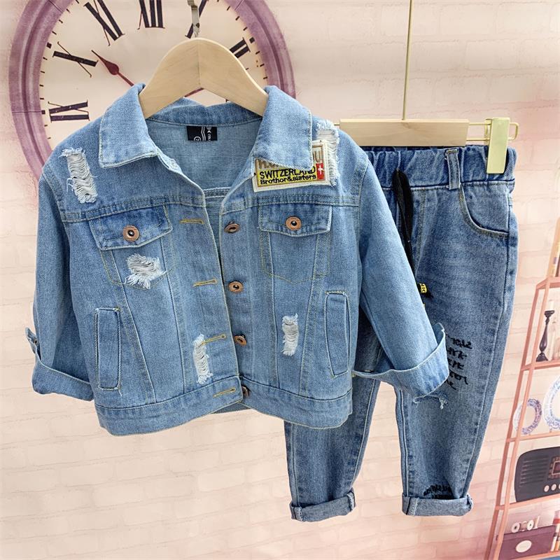 Traje de primavera para niño Traje de bebé de tres piezas de mezclilla atractivo para niño_voghion.com