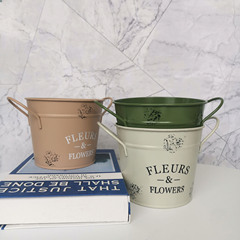 Small iron bucket, round metal sheet planter, vintage succulent flower pot, decorative desktop flower container, storage cylinder, and flower pot
