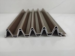 �S��ֱ���X�Ͻ��˰��L���X���N�ɫ�T�^�b�͹��A�X�ΰ�