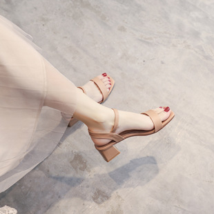 2024 New Summer Fairy-style Sandals Women's Elegant Sweet Square Head Mid-heel Thick Heel Fashion One-character Sandals for Women