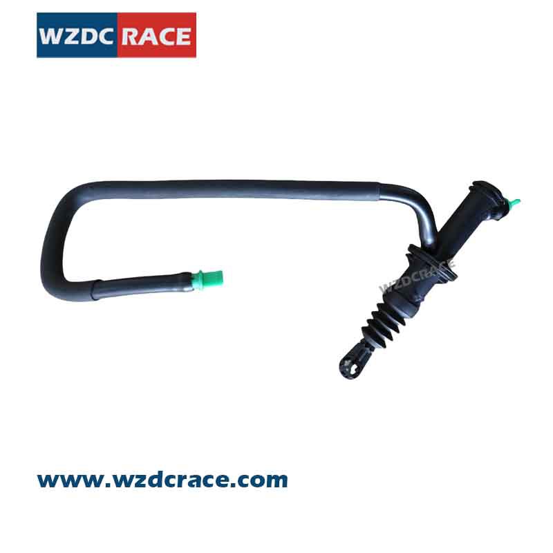 Bomba de embrague de automóvil Dongfeng Qichen R30 bomba de embrague 30610 - 2FK0A freno de plástico
