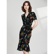 真丝连衣裙女夏2025年新款高端时尚草莓印花气质桑蚕丝裙子中长款