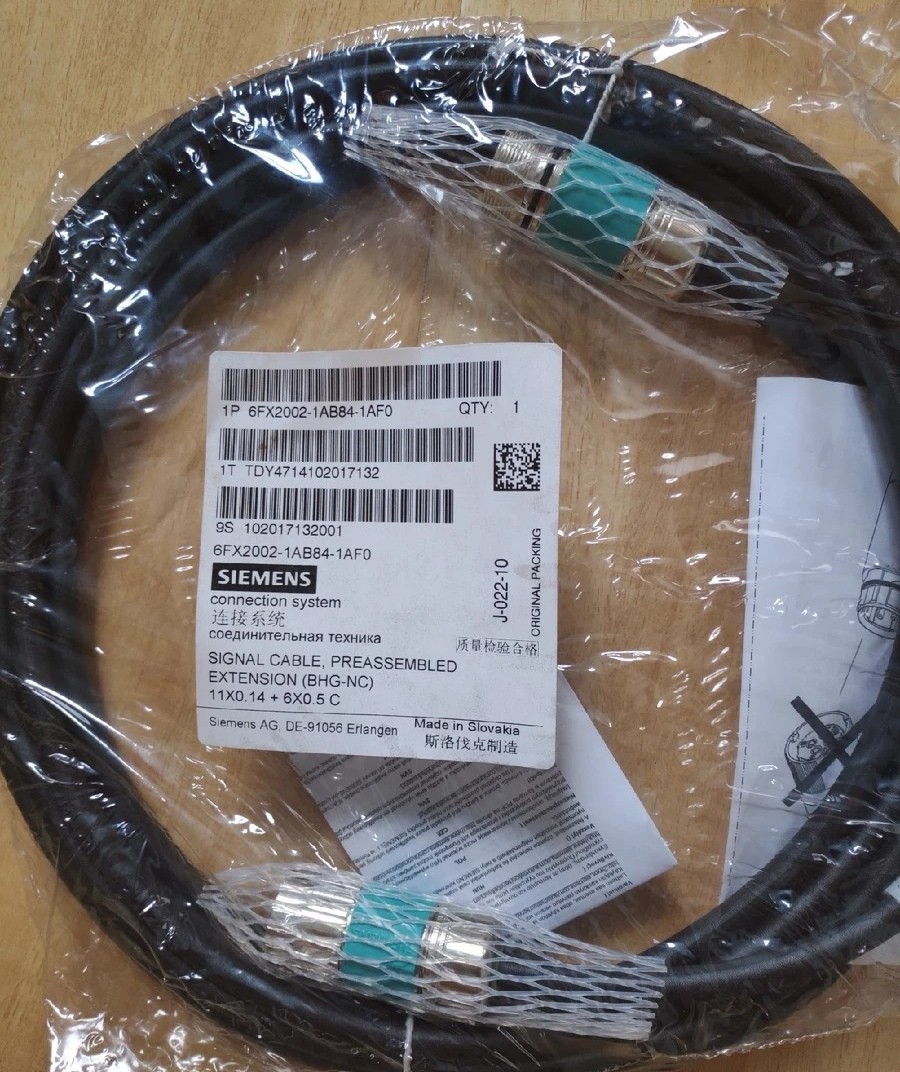 西门子全新原装连接线2FX2002-28LX84-28LF0 现货议价