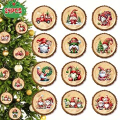 国境を越えたレトロなスタイルのクリスマスの木片掛けの小人の祝日のテーマは木のオフィスの部屋のパーティーに適しています。