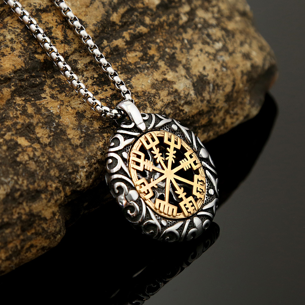 Viking Compass Pendant Necklace For Men In Titanium Steel_voghion.com