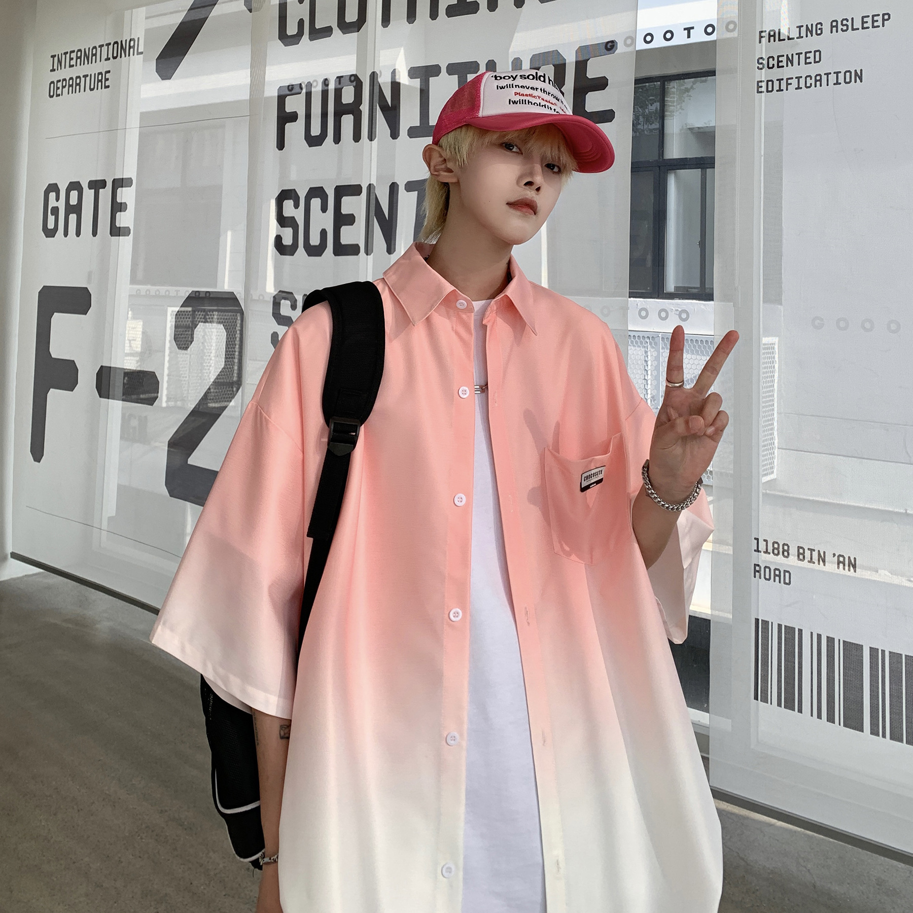 Gradiente camisa de manga corta de los hombres de verano delgada suelta más tamaño casual media manga camisa americana High Street moda marca abrigo