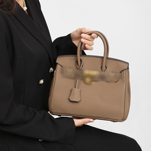 �羳���Q��Ƥ��֦�y�K�����Ůʿ������P��������߼��μ�б���