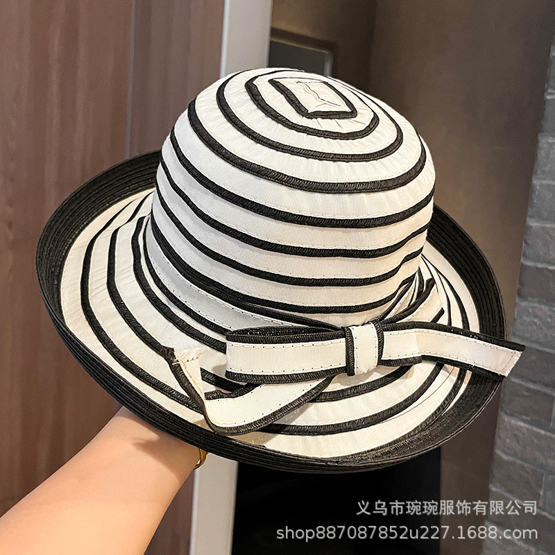 검은색